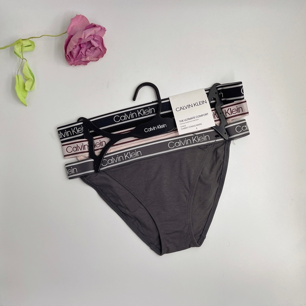 Calvin Klein Women Ultimate Comfort Cheeky String Bikini 3 Pack